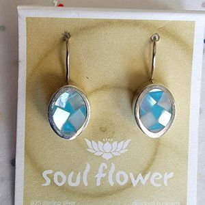 NEW MOP SHELL CONFETTI PIECE INLAY IN AQUA BLUE SHELL SILVER EARRINGS SOULFLOWER